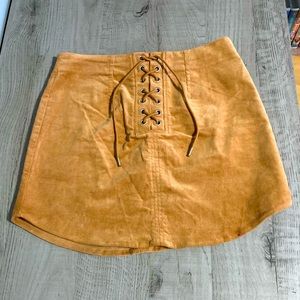 🔴Forever 21 Lace Up Mini Skirt Size M